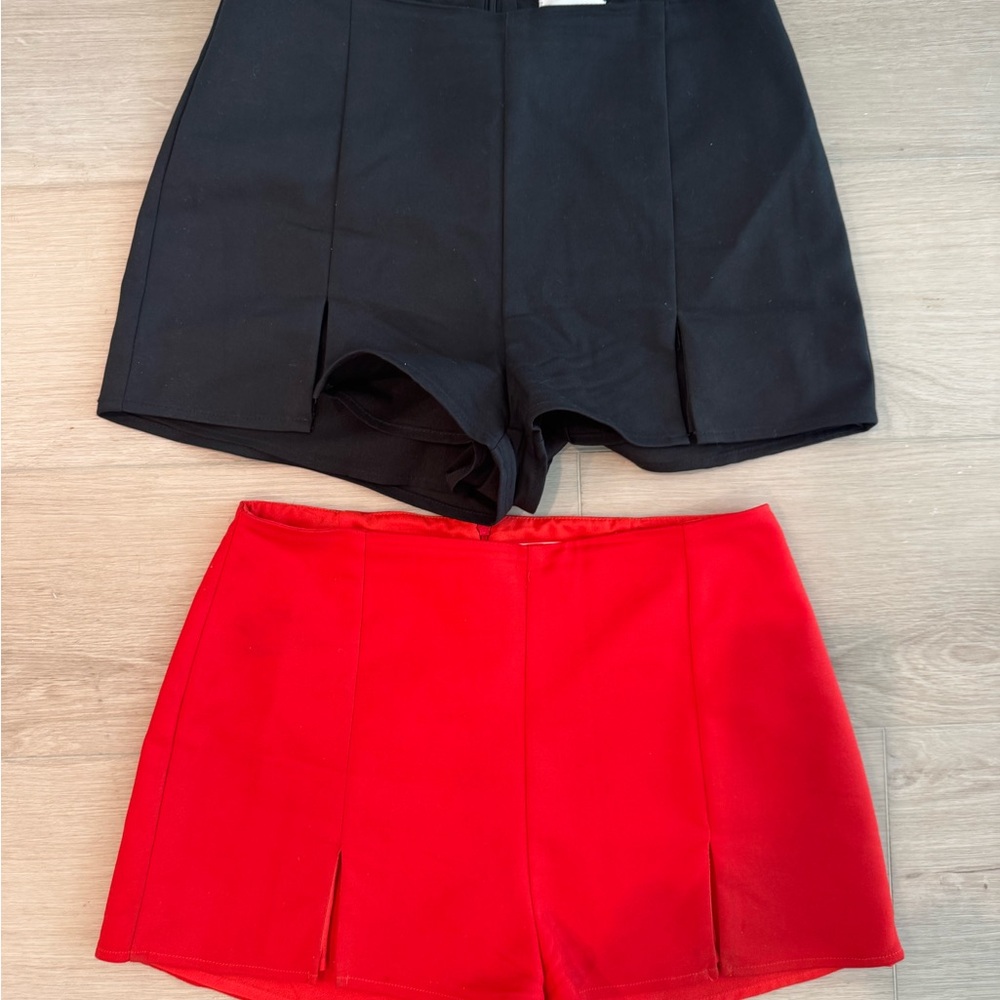 SuperDown Stylish Black and Red Women's Shorts